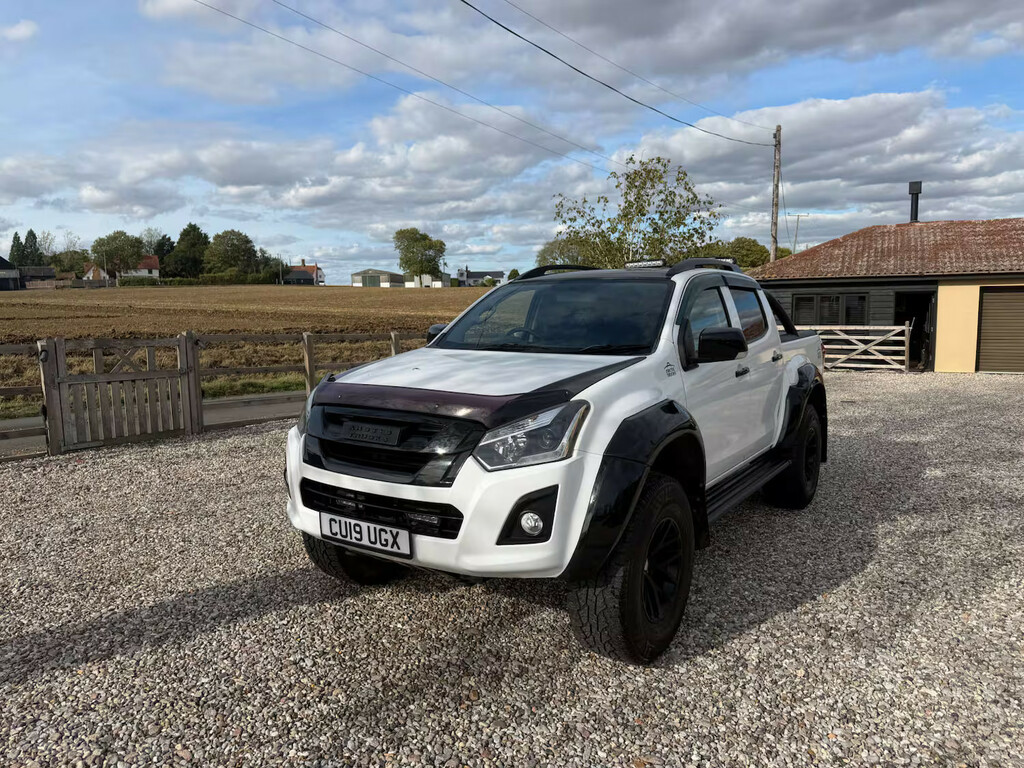 Isuzu D-Max 1.9 Arctic Truck 35 Double Cab 4X4 Pick Up Di White #2