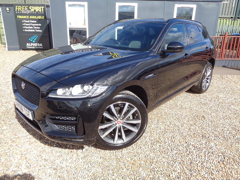 Jaguar F-Pace D180 R-sport Black #4