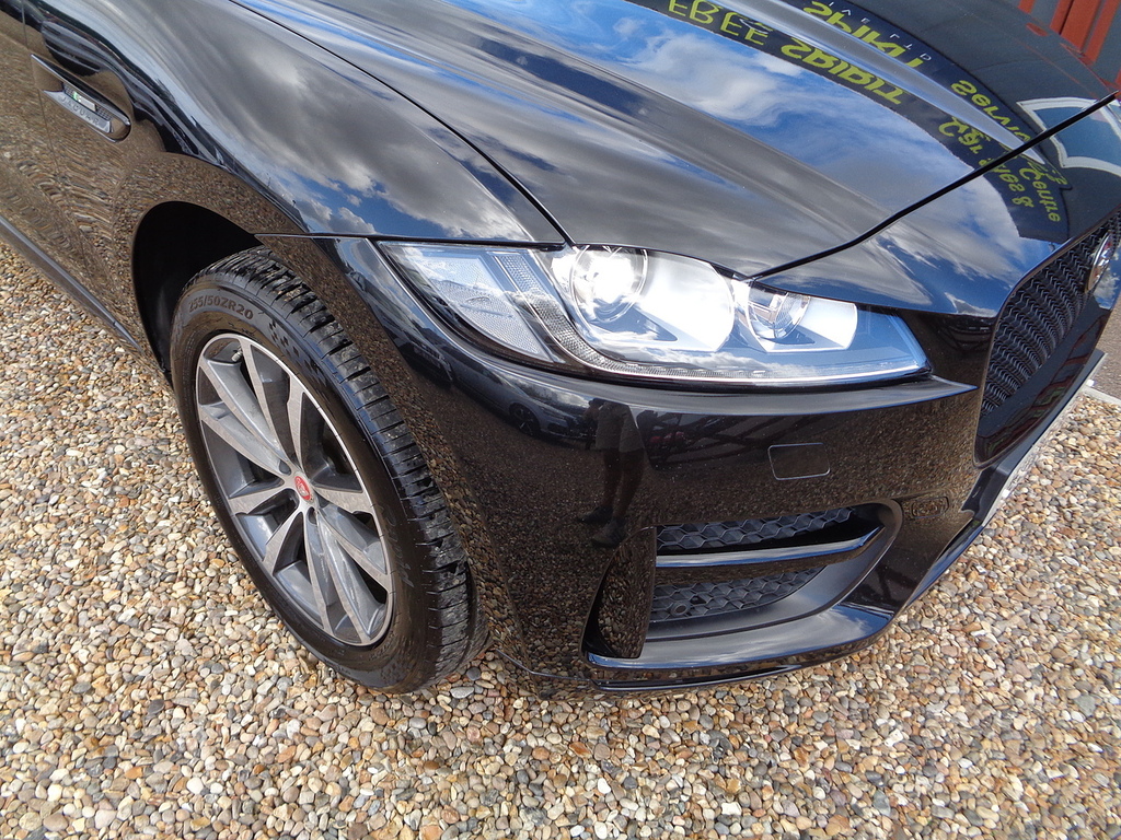 Jaguar F-Pace 2.0 D180 R-sport Awd Euro 6 Ss White #34