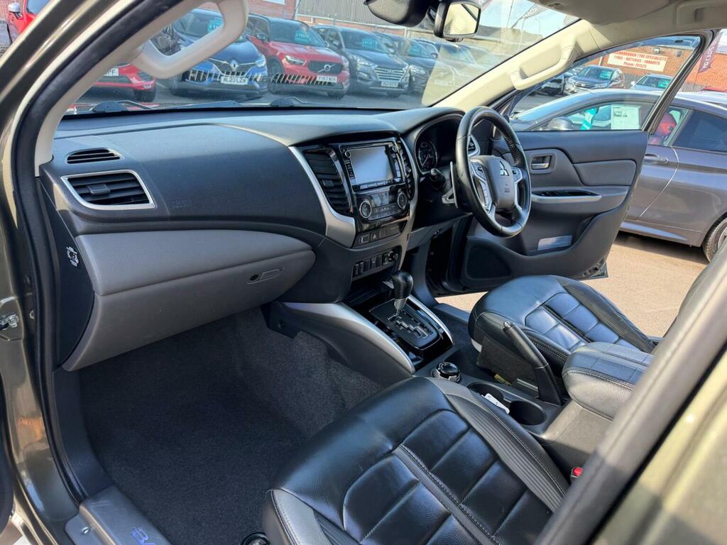 Mitsubishi L200 Double Cab Di-d 178 Titan 4Wd #22