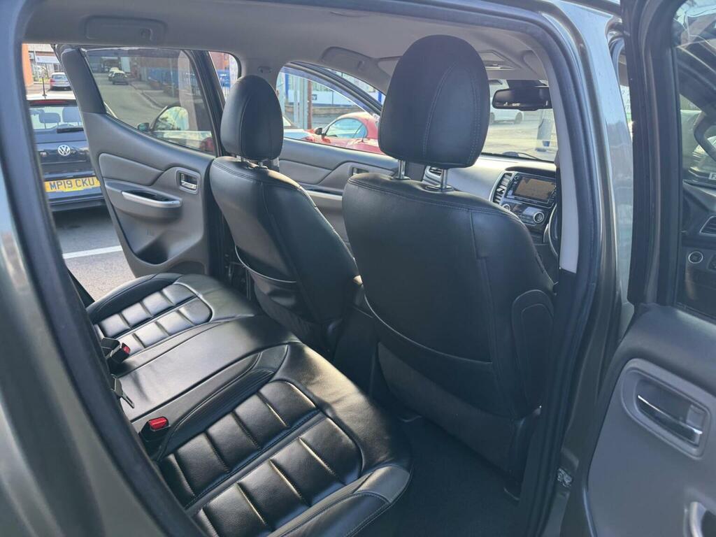 Mitsubishi L200 Double Cab Di-d 178 Titan 4Wd #25