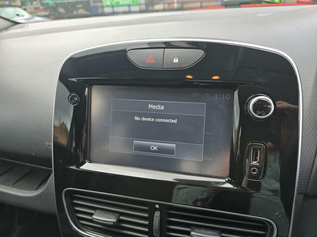 Renault Clio Signature Nav Tce Au 2017 17 Blue #29