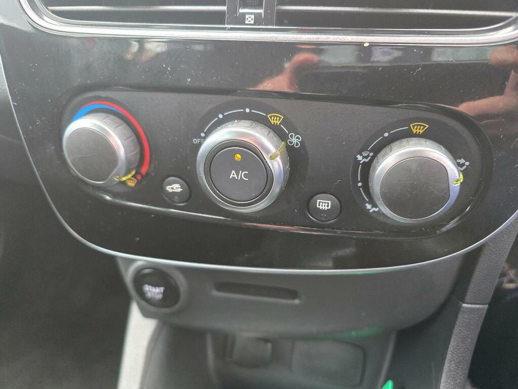 Renault Clio Signature Nav Tce Au 2017 17 Blue #34