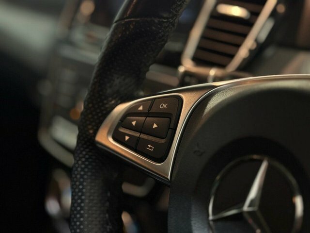 Mercedes-Benz GLE Class 3L Amg Line Black #27