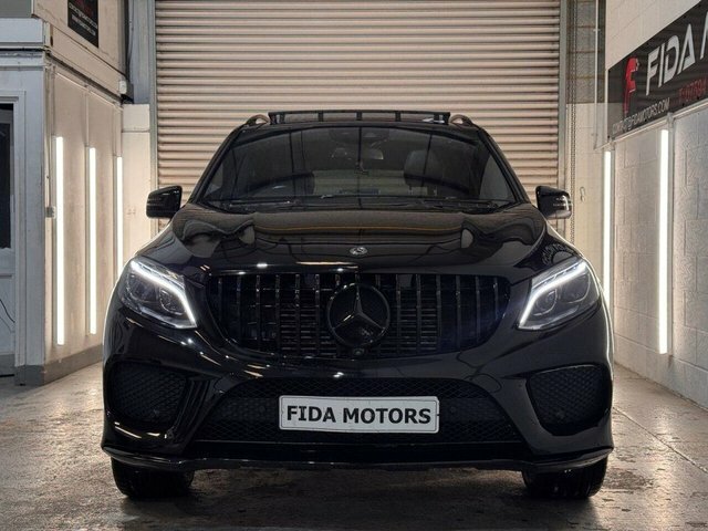 Mercedes-Benz GLE Class 2017 3.0 Gle350d V6 Amg Line Premium Plus Suv Black #2