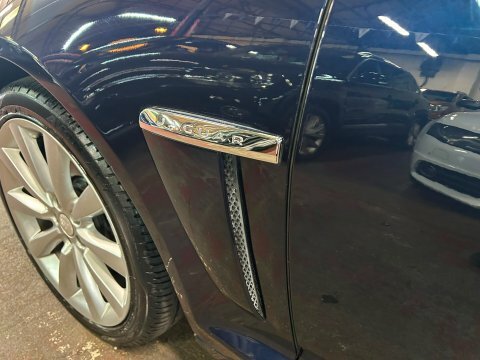 Jaguar XF 2.2D 200 Portfolio Silver #12