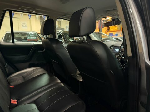Land Rover Freelander 2.2 Td4 Black And White Black #19