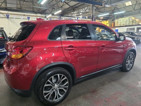 Mitsubishi ASX Di-d 3 Red #6
