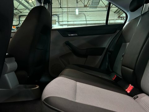 Seat Toledo 1.6 Tdi Ecomotive Se Nav Blue #25