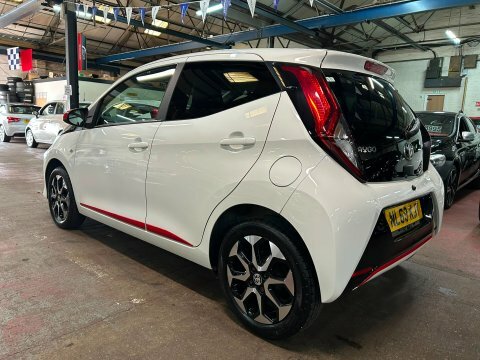 Toyota Aygo Vvt-i X-trend White #4