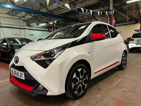 Toyota Aygo Vvt-i X-trend White #3