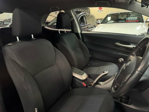 Toyota Auris 2.2 D-4d Sr 180 Grey #25