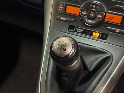 Toyota Auris 2.2 D-4d Sr 180 Grey #21