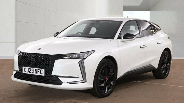 DS DS 4 2023 1.2 Puretech Performance Line Hatchback White