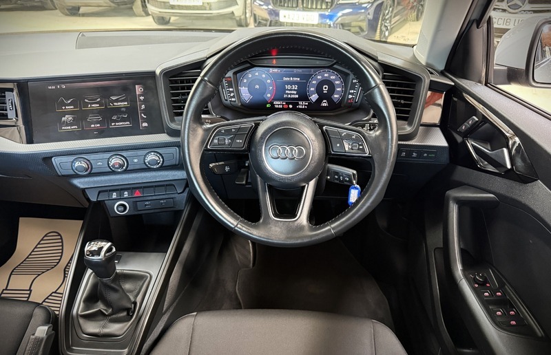 Audi A1 Sportback Tfsi Technik Grey #4