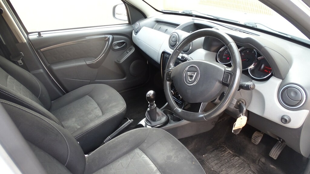 Dacia Duster 1.5 Dci Laureate Suv Euro 5 110  #14