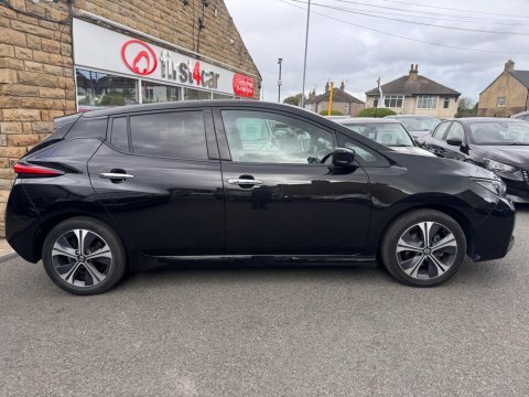 Nissan Leaf 40 Kwh 2021 Black #5
