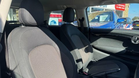 Mini Hatch 2016 66 Cooper Silver #6