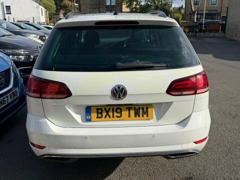 Volkswagen Golf 2019 19 Match White #5