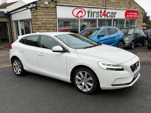 Volvo V40 2018 18 D3 White