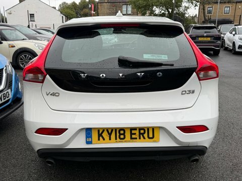 Volvo V40 2018 18 D3 White #5
