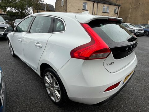 Volvo V40 2018 18 D3 White #6