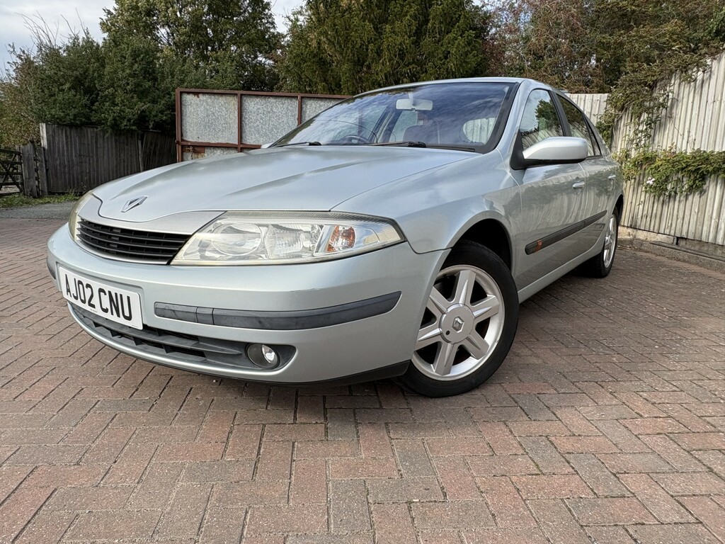 Renault Laguna 1.8 16V Expression 200202 Grey #2