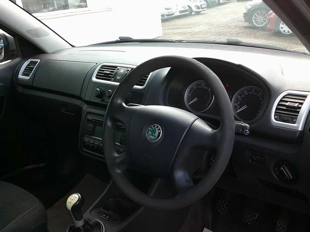 Skoda Fabia 3 1.4 Tdi Pd 80 3 Just Arrivedawaiting P Beige #8