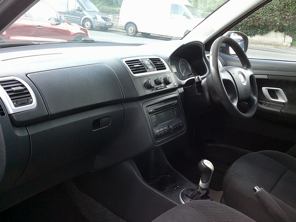 Skoda Fabia 3 1.4 Tdi Pd 80 3 Just Arrivedawaiting P Beige #7