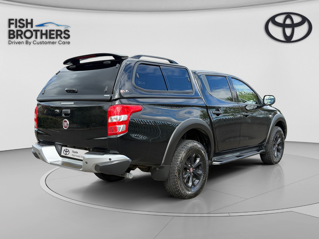 Fiat Fullback 2.4 180Hp Cross Double Cab Pick Up Black #2