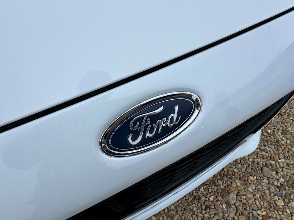Ford Fiesta 1.0 Zetec 99 Bhp Black #23
