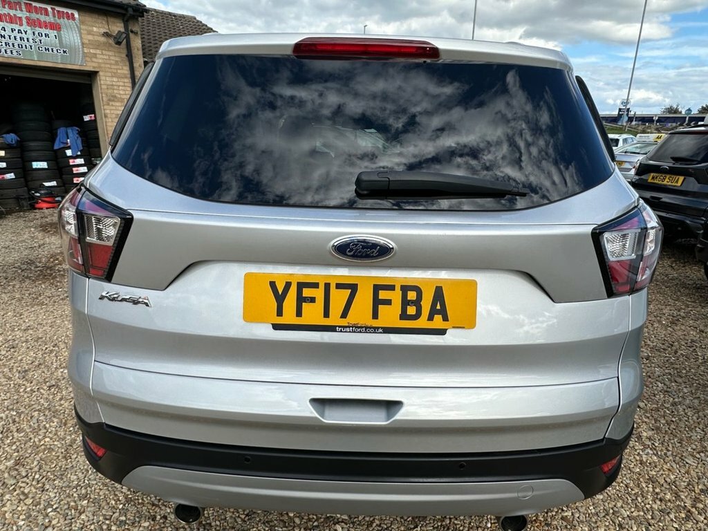 Ford Kuga 2.0 Tdci St-line Suv Powershift Awd Eur Grey #3