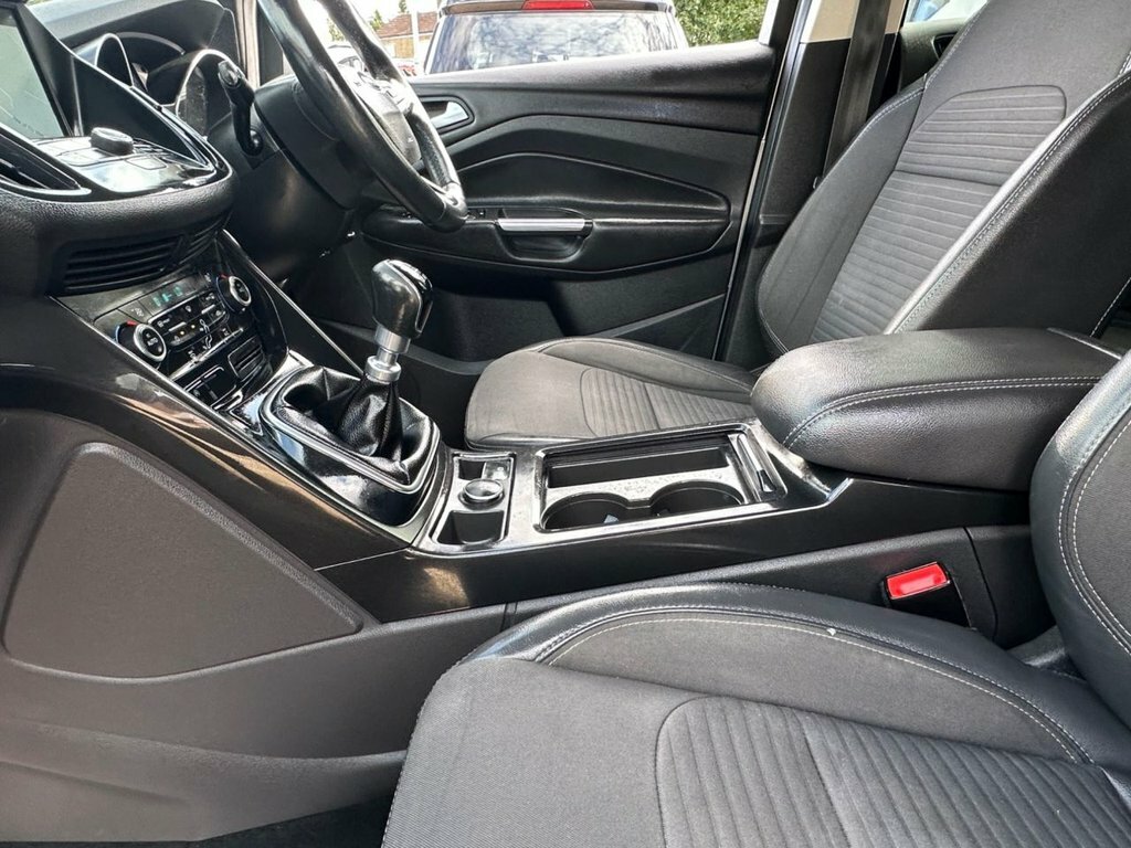 Ford Kuga 2.0 Tdci St-line Suv Powershift Awd Eur Grey #64