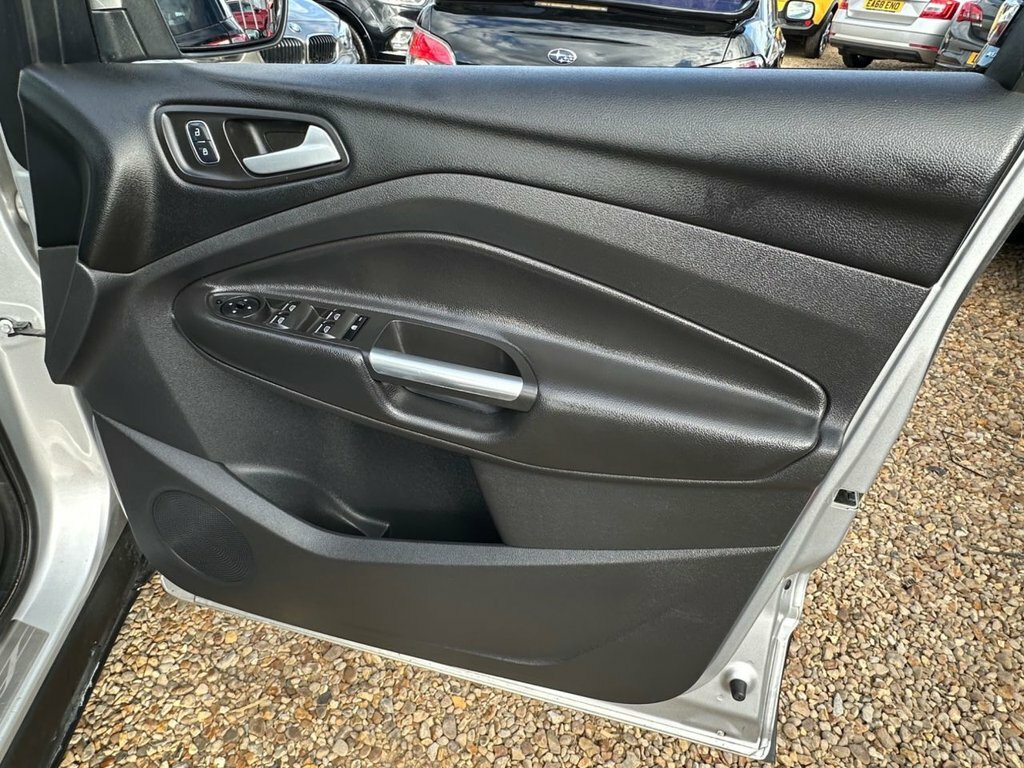Ford Kuga 2.0 Tdci St-line Suv Powershift Awd Eur Grey #28