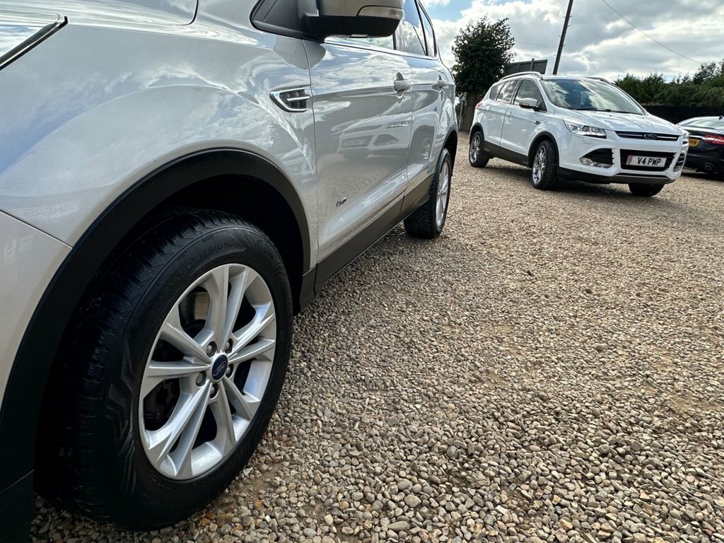 Ford Kuga 2.0 Tdci St-line Suv Powershift Awd Eur Grey #27
