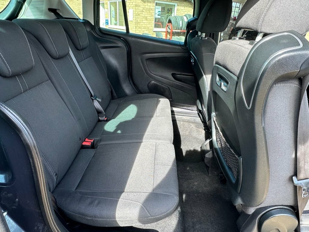 Ford B-Max 1.4 Zetec Black #37