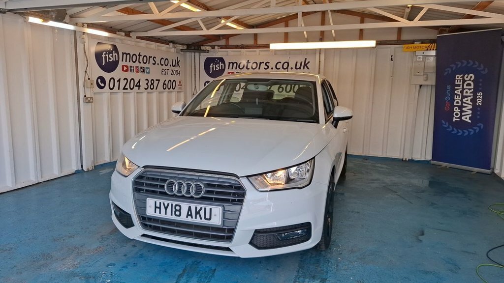 Audi A1 1L Sport HY18AKU White #4