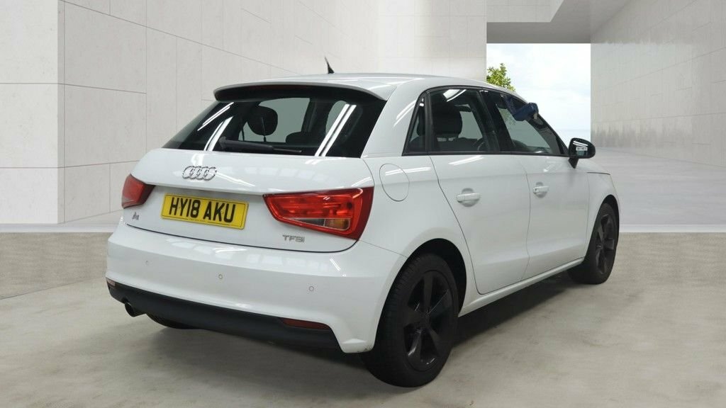 Audi A1 1L Sport White #5