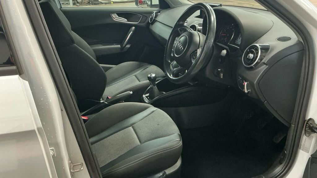 Audi A1 1.4 Tfsi 125 Black Edition Nav S Tronic Black #12