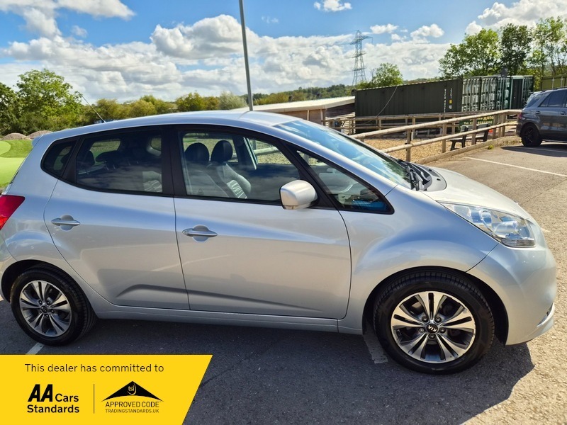 Kia Venga 1.6 Crdi 4 Euro 6 Ss Red #9