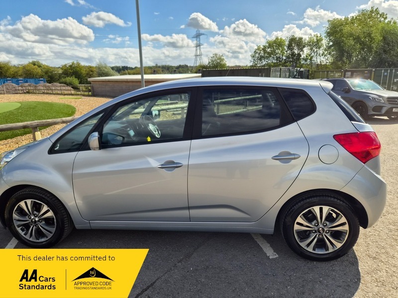 Kia Venga 1.6 Crdi 4 Euro 6 Ss Red #38