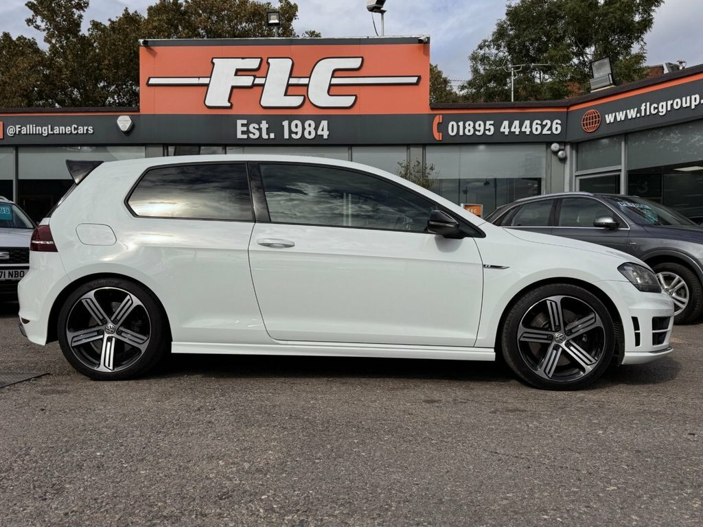 Volkswagen Golf 2L R White #3