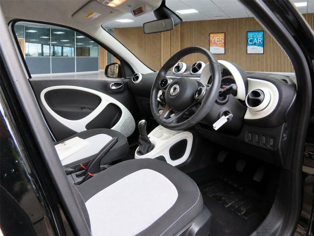 Smart Forfour 1L Passion White