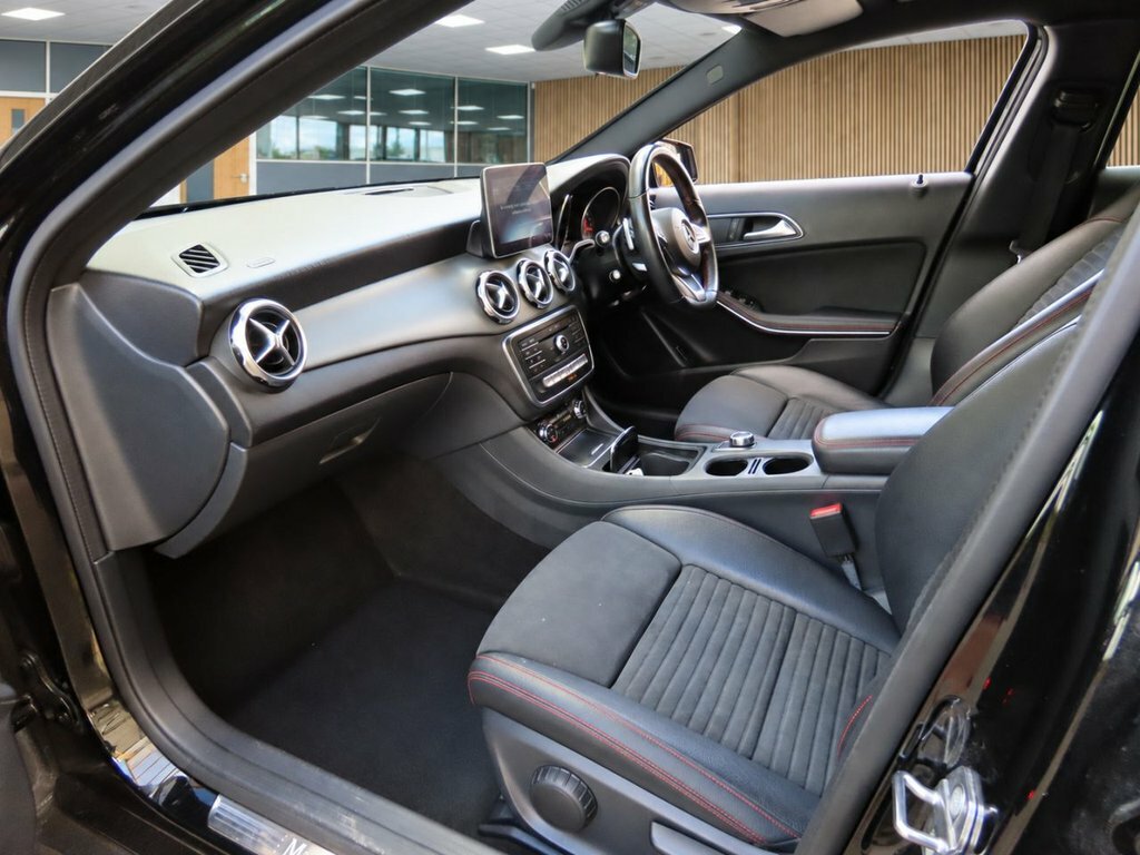 Mercedes-Benz GLA Class 1.6L Amg Line Edition Black #6