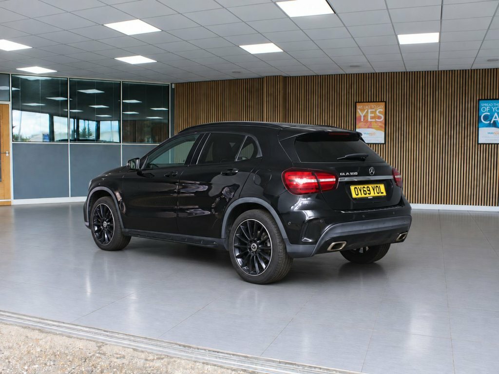 Mercedes-Benz GLA Class 1.6L Amg Line Edition Black #4