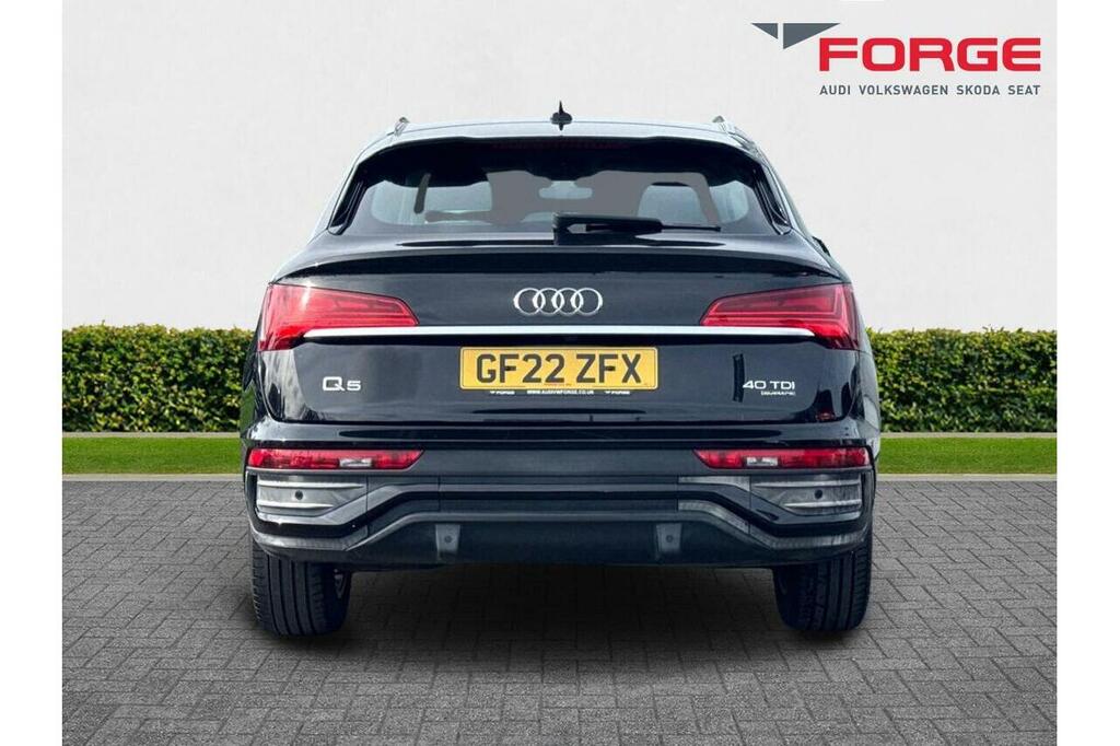Audi Q5 2.0 Tdi 40 Sport Sportback S Tronic Quattro Black #4