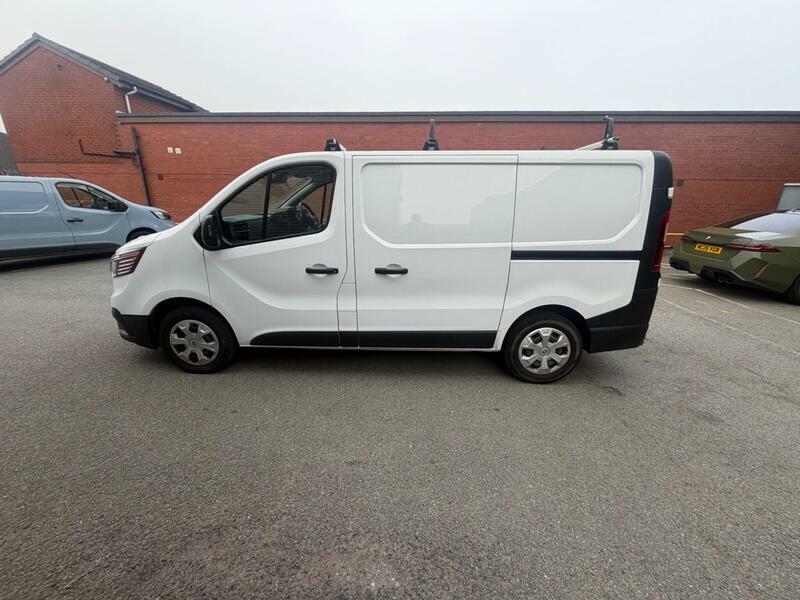 Renault Trafic 2.0-Dci-blue-sl30-start-l1-h1-euro-6-ss-5dr #6