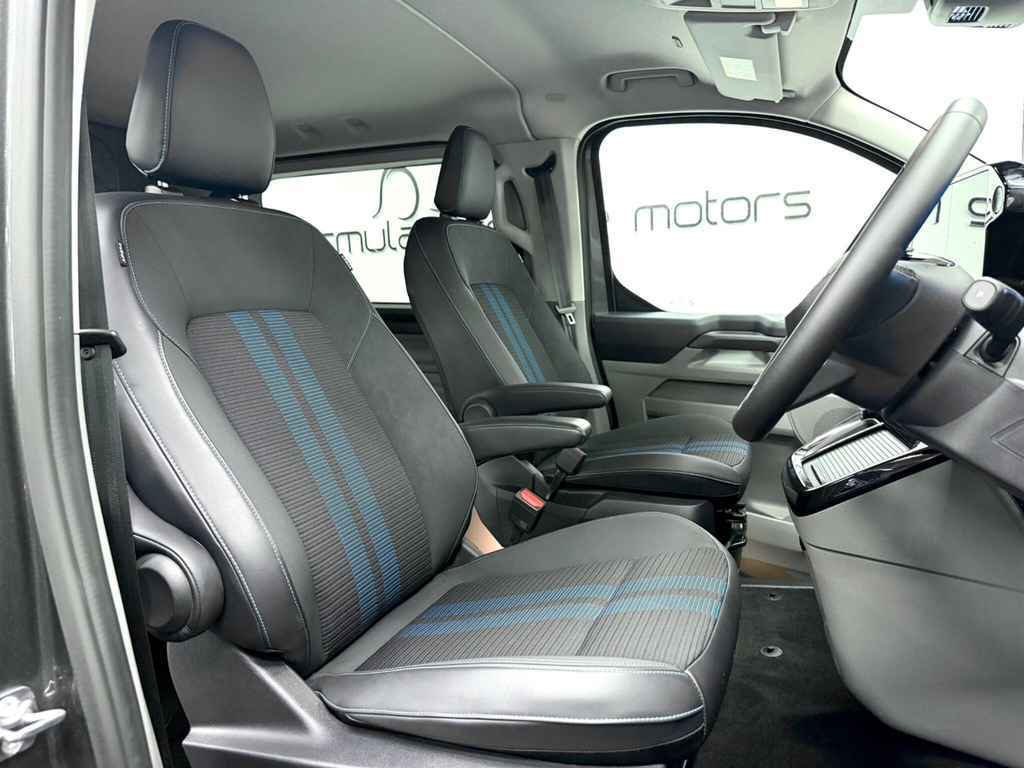 Ford Transit Custom 2.5 320 Duratec 11.8Kwh Sport Crew Van L2 H1 Grey #4