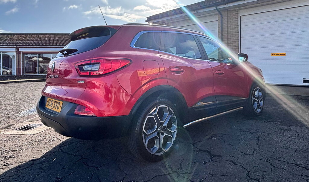 Renault Kadjar 1.5 Dci Dynamique S Nav Suv Euro Red #2