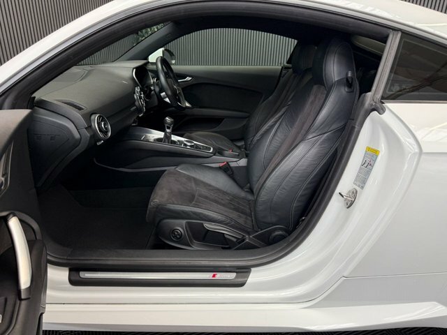Audi TT Coupe 2.0 Tfsi S Line Euro 6 Ss 201515 Black #32